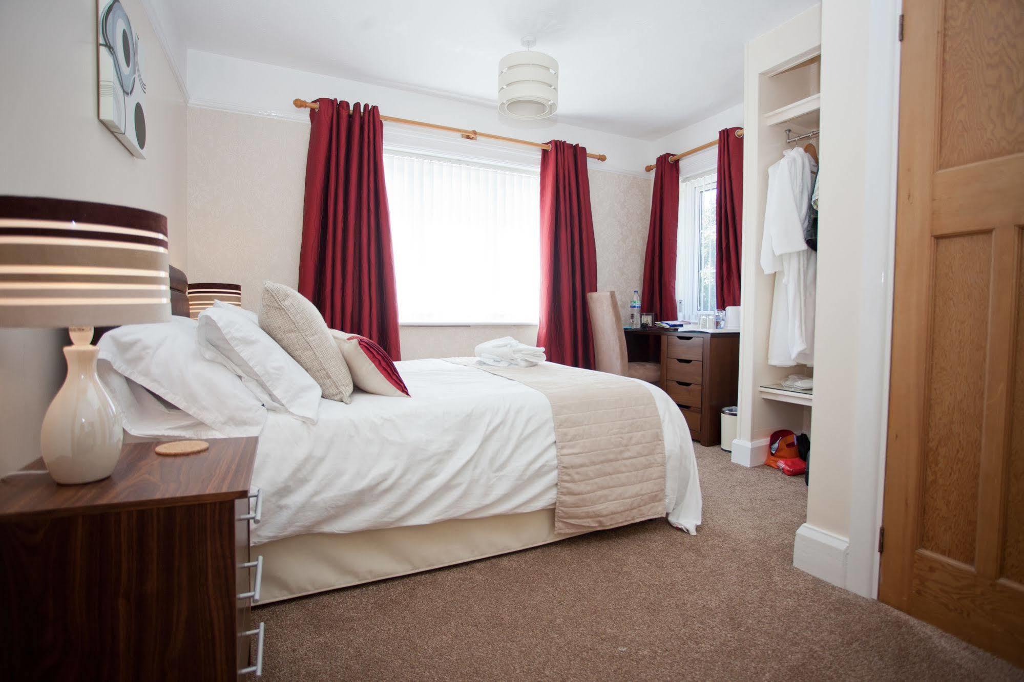 Penwinnick House B&B セント・オーステル エクステリア 写真